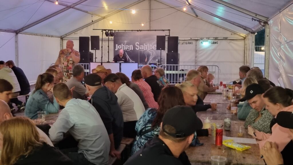 Kvällsstämning på Borslövsvallen