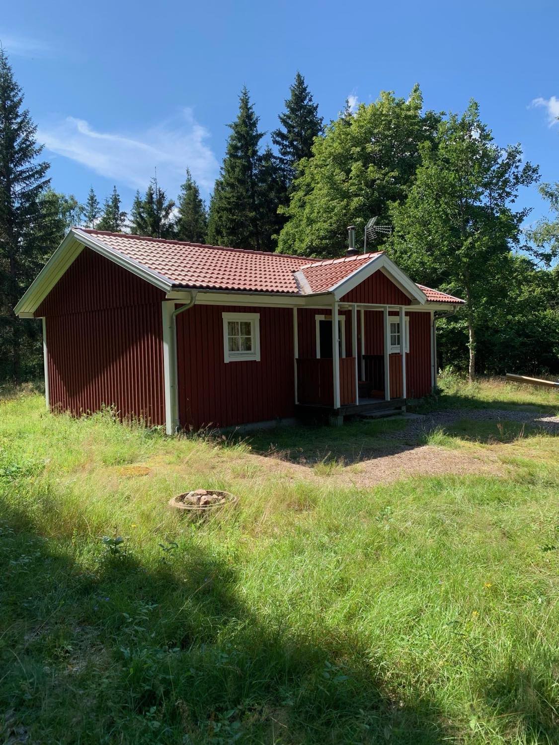 Färdigt takbyte med nya takpannor i Växjö